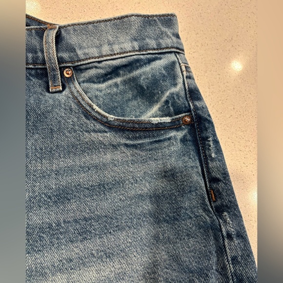 Express Blue Straight Distressed Jeans, size 8 - Picture 8 of 10